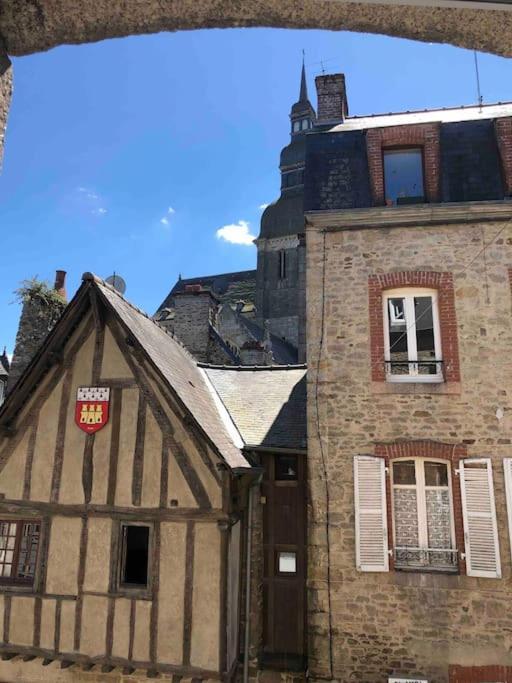 Appartement En Plein Coeur Historique De Dinan Kültér fotó